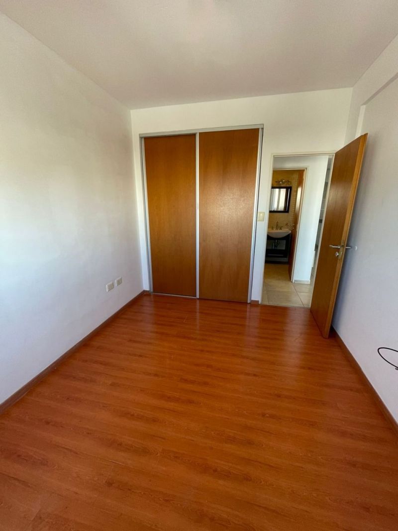 8 e/ 32 y 33 00 - Predovan Propiedades