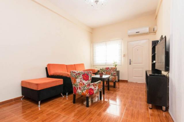 Casa en venta, 3 ambientes Lanús + Quincho con parrilla (posibilidad de monoambiente con entrada independiente)