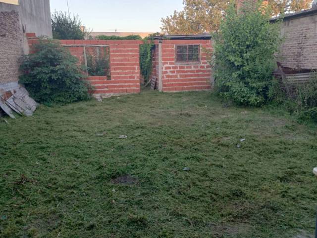 Casa en venta, 4 ambientes + Construcción.