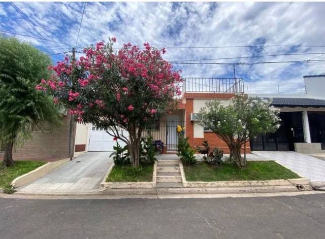 Se vende casa en Ph, planta baja 2 habitaciones.