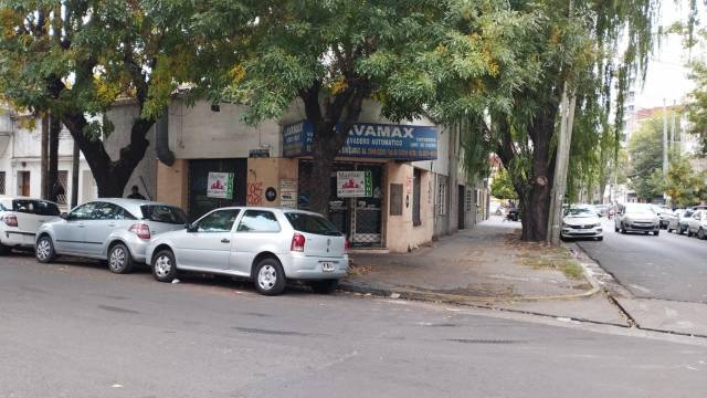 LOCAL COMERCIAL LANUS ESTE