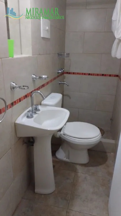 Departamento en Alquiler Temporario Zona I de Miramar. Estado Muy Bueno. 2 Habitaciones. 2 Baños. Temporada Verano 2025