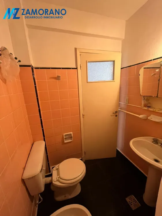 Departamento en Venta Zona I de Miramar. Estado Bueno. 1 Baño. Apto Crédito