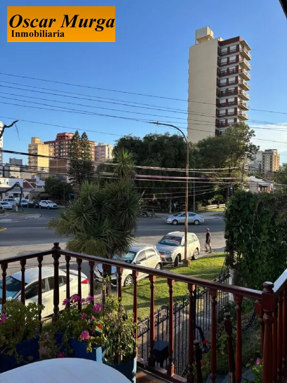 Chalet en Venta Zona I de Miramar. Estado Muy Bueno. 4 Habitaciones. 3 Baños. Apto Crédito