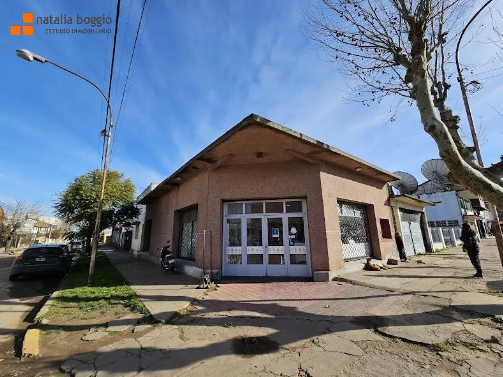 Casa en Venta Centro de Otamendi. Estado Bueno. 3 Habitaciones. 2 Baños. Apto Crédito