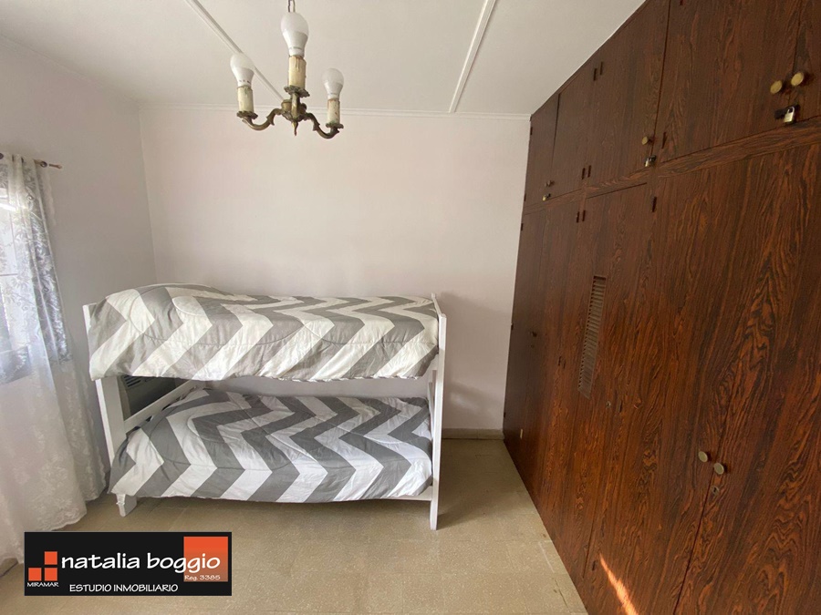 Chalet en Venta Zona IV de Miramar. Estado Muy Bueno. 2 Habitaciones. 1 Baño. Apto Crédito