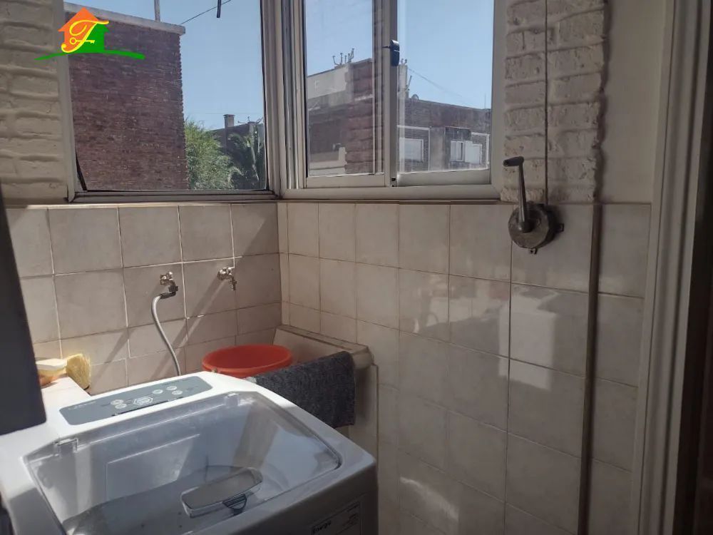 Departamento en Venta Zona I de Miramar. Estado Muy Bueno. 3 Habitaciones. 2 Baños. Apto Crédito