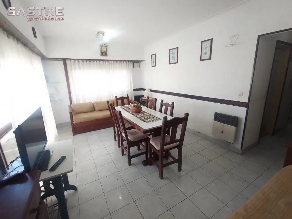 Departamento en Alquiler Temporario Zona I de Miramar. Estado Muy Bueno. 1 Habitación. 1 Baño. Temporada Verano 2025