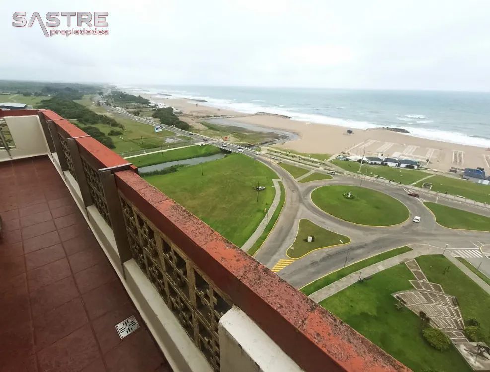Departamento en Alquiler Temporario Zona I de Miramar. Estado Muy Bueno. 2 Habitaciones. 2 Baños. Temporada Verano 2025