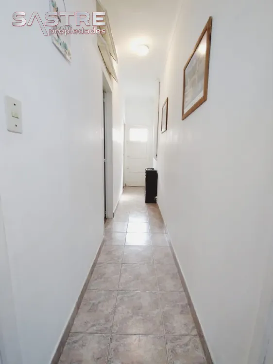 Dúplex en Alquiler Temporario Zona II de Miramar. Estado Muy Bueno. 2 Habitaciones. 2 Baños. Temporada Verano 2025
