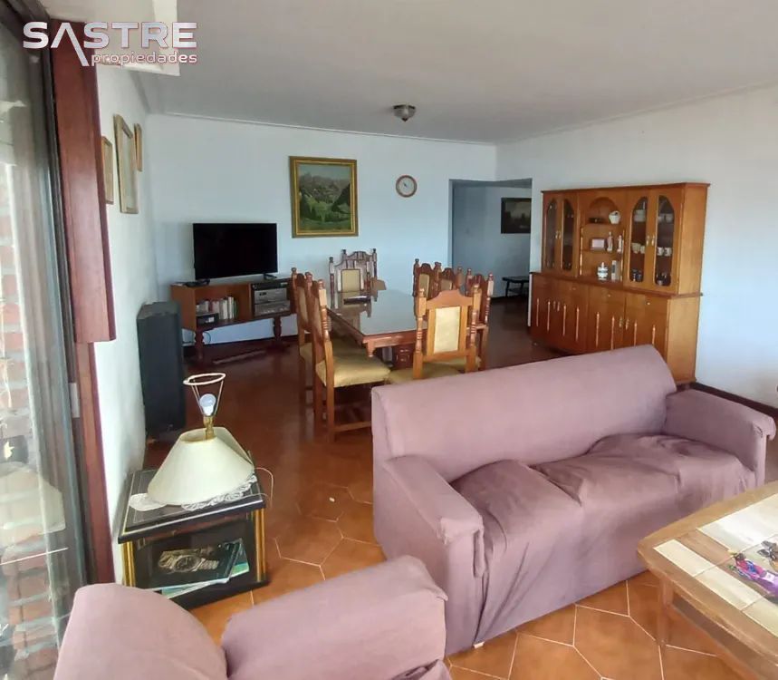 Departamento en Venta Zona I de Miramar. Estado Muy Bueno. 3 Habitaciones. 3 Baños. Apto Crédito