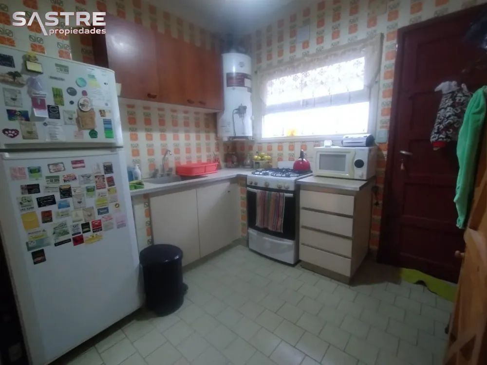 Dúplex en Venta Zona IV de Miramar. Estado Muy Bueno. 2 Habitaciones. 2 Baños. Apto Crédito