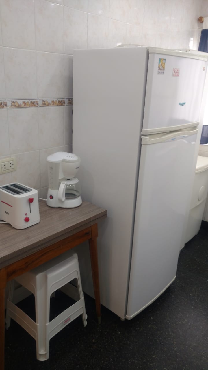 Departamento en Alquiler Temporario Zona I de Miramar. Estado Excelente. 1 Habitación. 1 Baño. Temporada Verano 2025