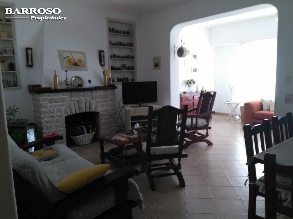 Chalet en Venta Zona V de Miramar. Estado Excelente. 4 Habitaciones. 3 Baños.