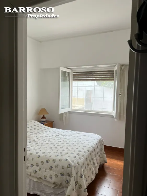 PH en Venta Zona I de Miramar. Estado Muy Bueno. 3 Habitaciones. 2 Baños. Apto Crédito