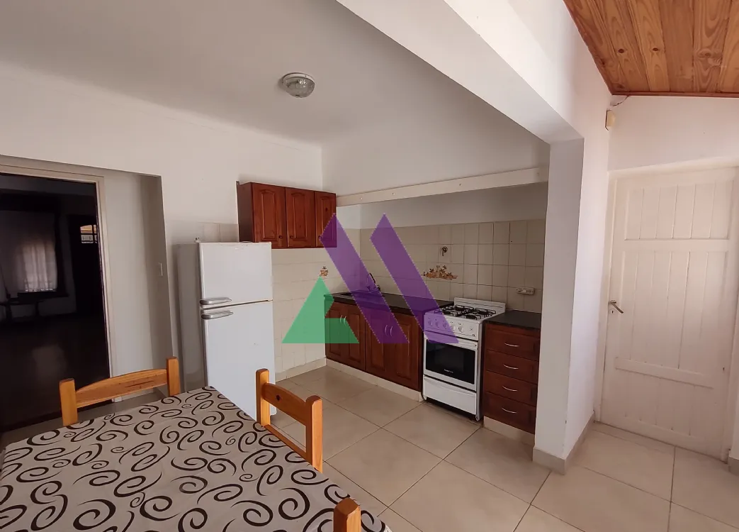 Casa en Venta Zona III de Miramar. Retasado a U$S 90000. 2 Habitaciones. 2 Baños.