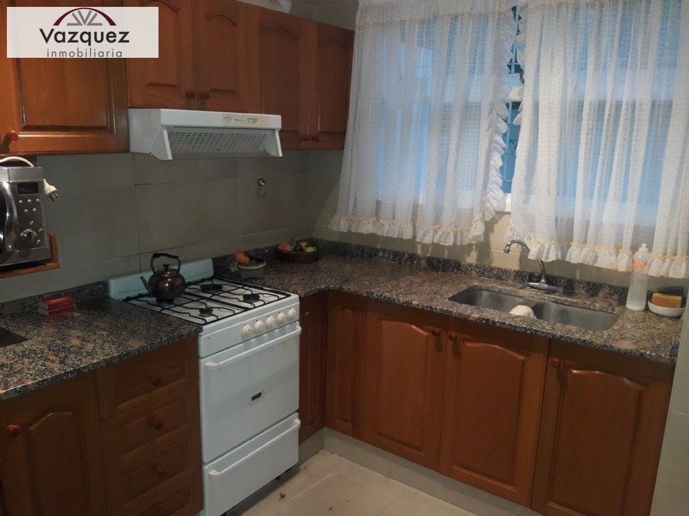 Chalet en Alquiler Temporario Zona I de Miramar. Estado Muy Bueno. 3 Habitaciones. 2 Baños. Temporada Verano 2025