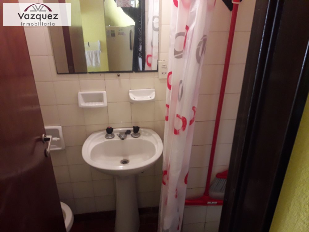 Departamento en Venta Zona IV de Miramar. Estado Bueno. 1 Baño. Apto Crédito