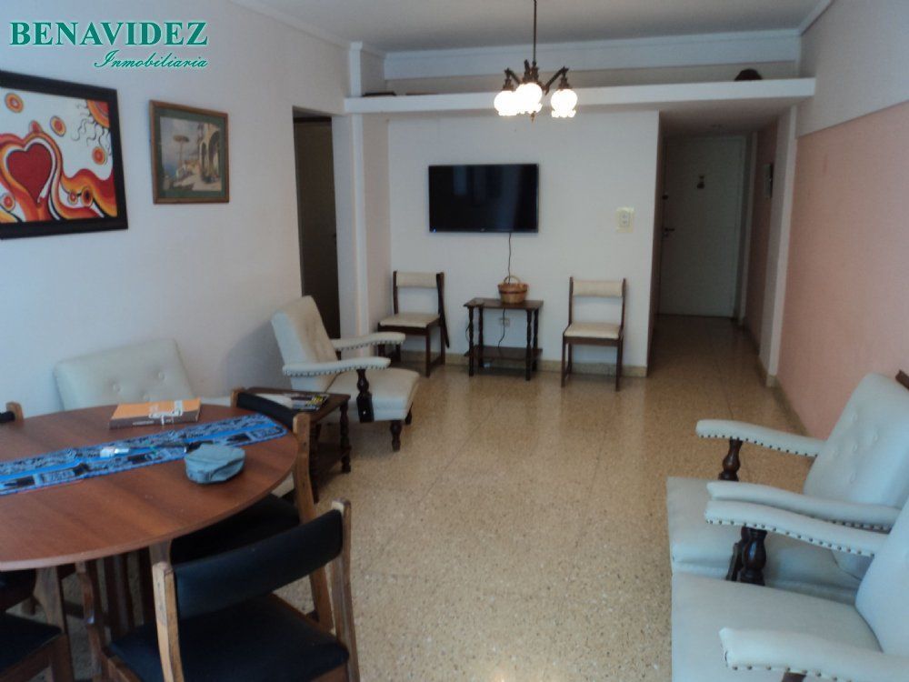 Departamento en Venta Zona I de Miramar. Estado Bueno. 2 Habitaciones. 2 Baños. Apto Crédito