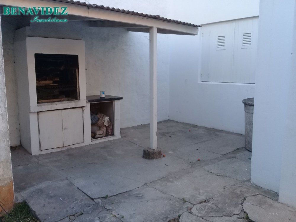 Casa en Venta Zona IV de Miramar. Estado Muy Bueno. 2 Habitaciones. 1 Baño. Apto Crédito