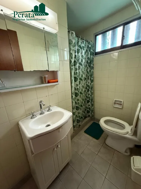Departamento en Venta Zona I de Miramar. Estado Bueno. 1 Habitación. 1 Baño.