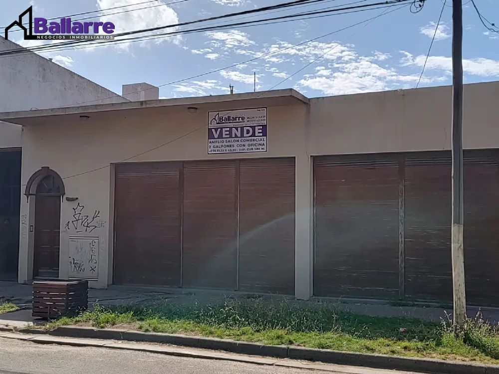 Depósito o Galpón en Venta Zona II de Miramar. Estado Muy Bueno. Apto Crédito