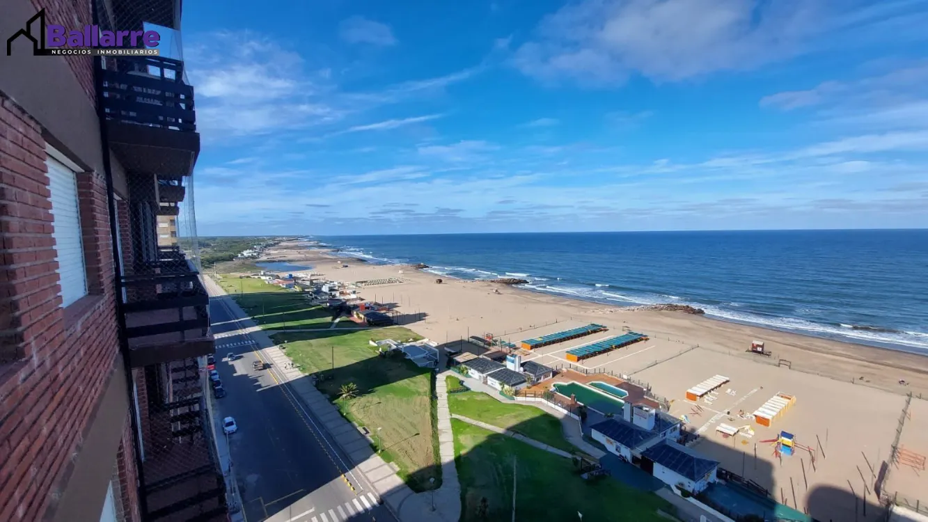 Departamento en Venta Zona I de Miramar. Estado Muy Bueno. 3 Habitaciones. 3 Baños. Apto Crédito