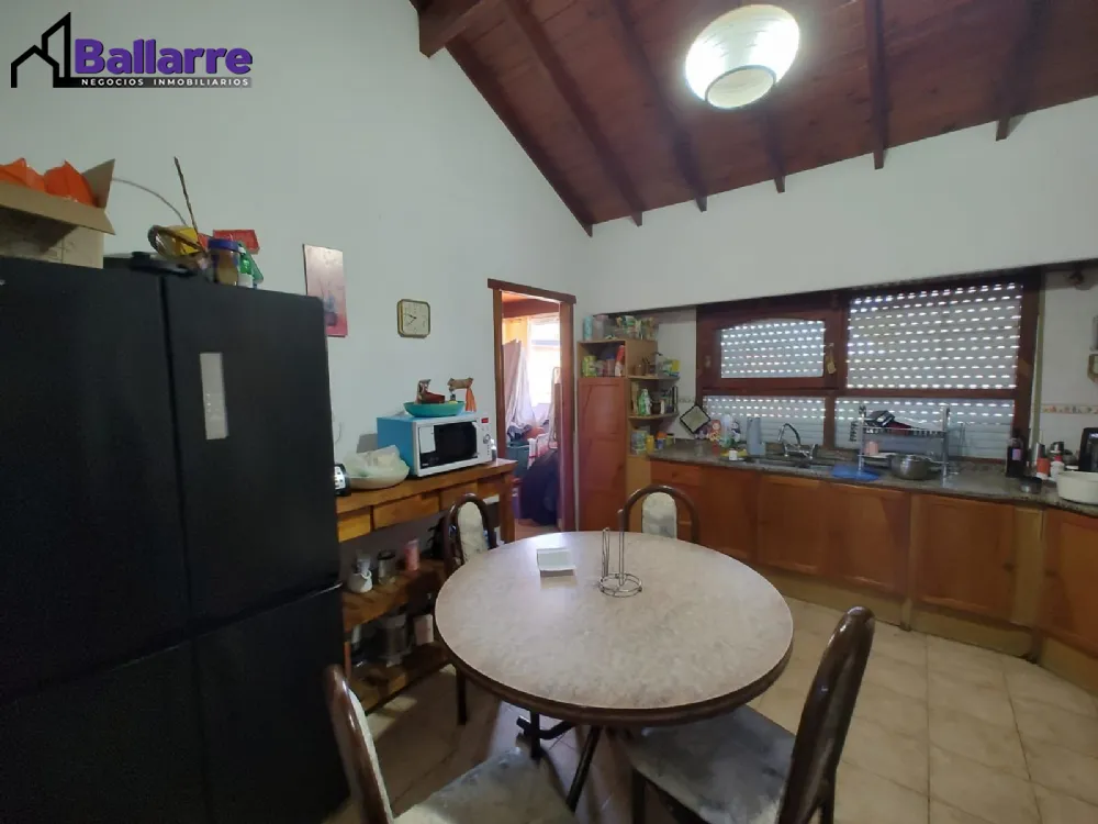 Departamento en Venta Zona IV de Miramar. Estado Muy Bueno. 3 Habitaciones. 2 Baños. Apto Crédito