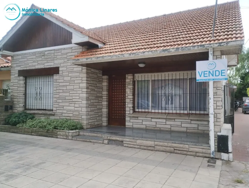 Chalet en Venta Zona I de Miramar. Retasado a U$S 115000. 3 Habitaciones. Apto Crédito