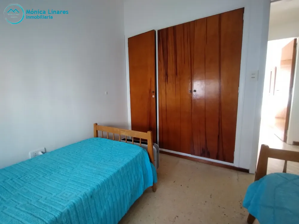 Chalet en Venta Zona IV de Miramar. Estado Muy Bueno. 4 Habitaciones. 3 Baños. Apto Crédito