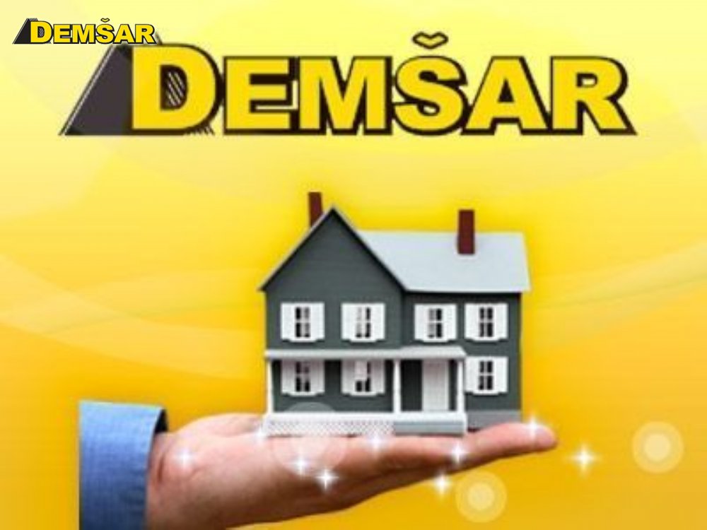 Cochera en Venta Zona Sin Indicar de Miramar. Estado Bueno. Apto Crédito