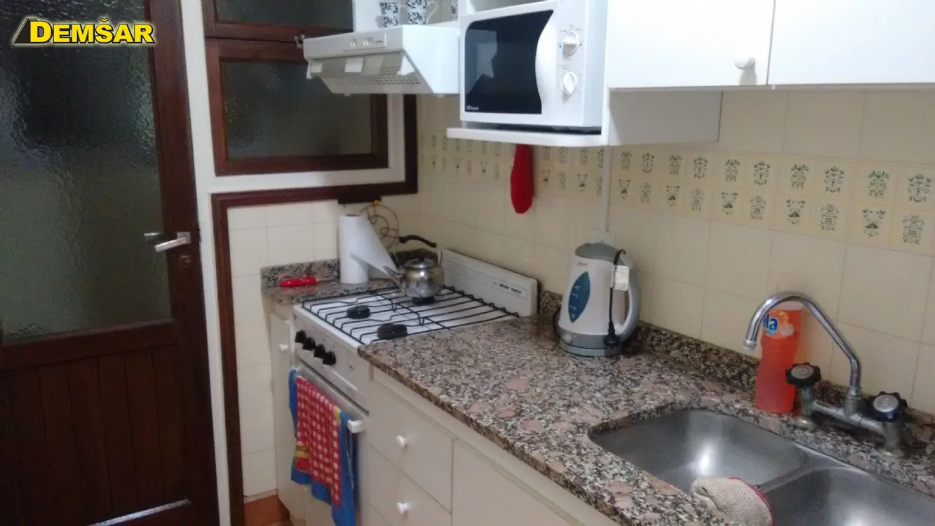 Departamento en Venta Zona I de Miramar. Estado Bueno. 1 Habitación. 1 Baño. Apto Crédito
