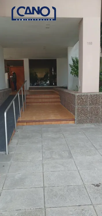Departamento en Venta Zona I de Miramar. Estado Bueno. 1 Baño.