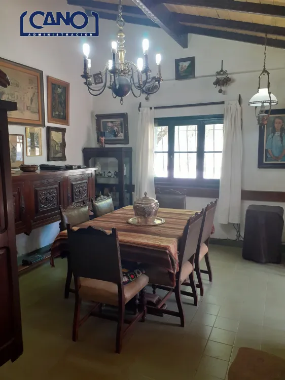 Casa en Venta Zona II de Miramar. Estado Bueno. 2 Habitaciones. 1 Baño.