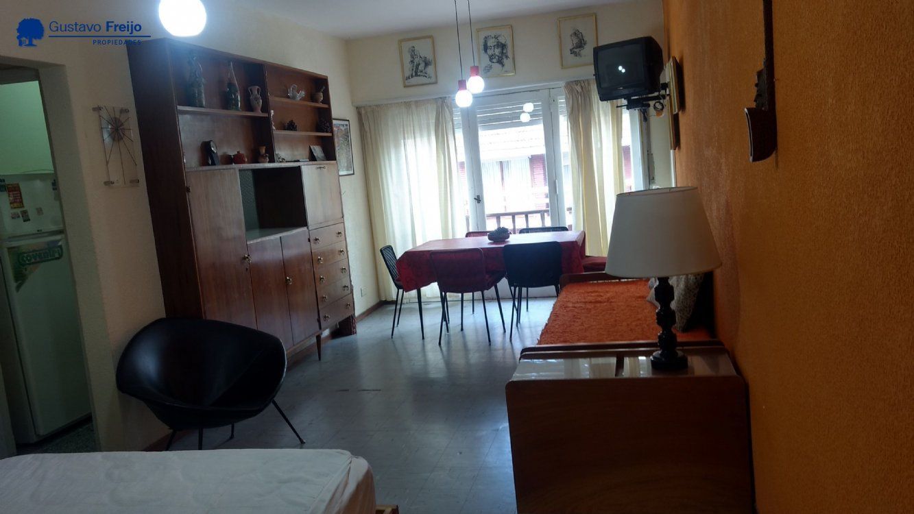 Departamento en Alquiler Temporario Zona I de Miramar. Estado Bueno. 1 Baño. Temporada Verano 2025