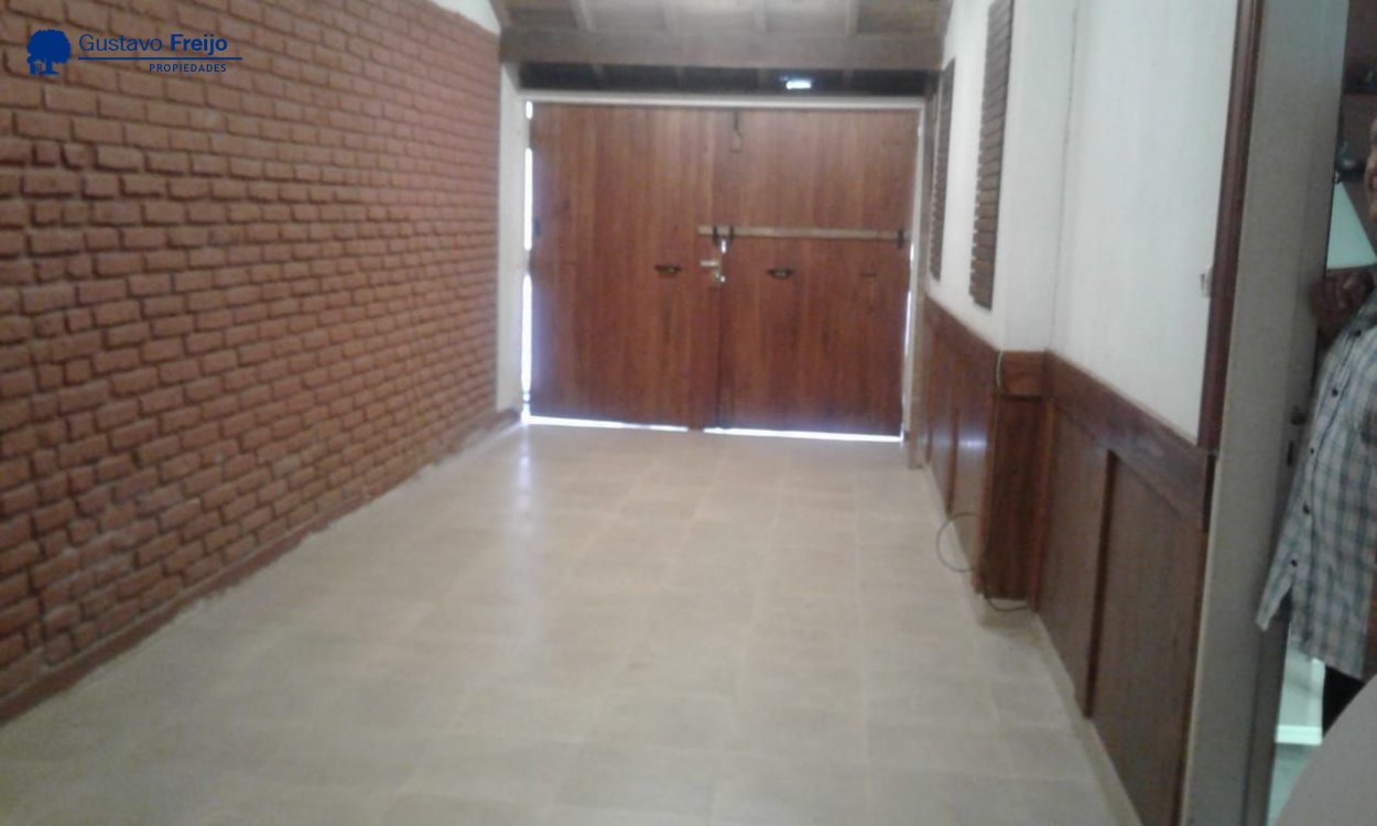 Casa en Alquiler Temporario Zona V de Miramar. Estado Excelente. 3 Habitaciones. 2 Baños. Temporada Verano 2025