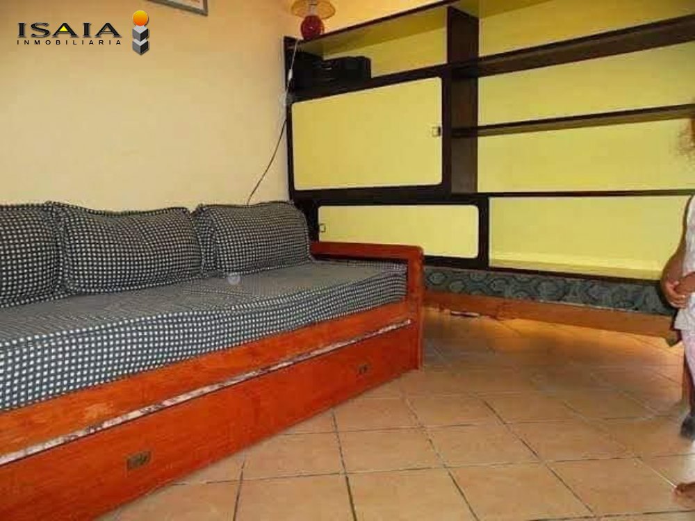 Departamento en Venta Zona I de Miramar. Estado Muy Bueno. 1 Baño.