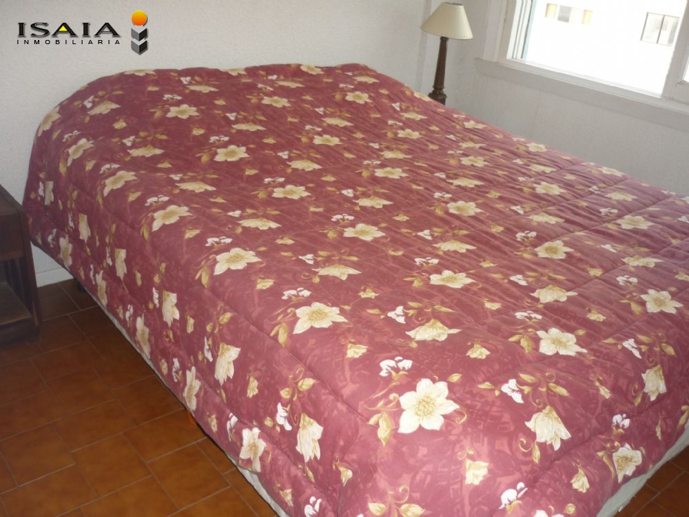 Departamento en Venta Zona I de Miramar. Retasado a U$S 70000. 2 Habitaciones. 2 Baños. Apto Crédito
