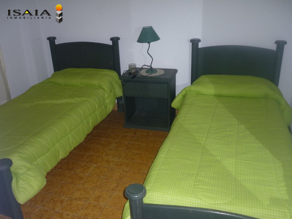 Departamento en Venta Zona I de Miramar. Estado Excelente. 2 Habitaciones. 2 Baños. Apto Crédito