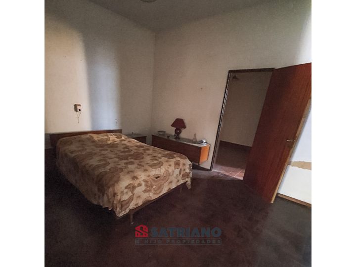 VENTA  Casa dos dormitorios /Garage ACEPTA PERMUTA RETASADA!!!!