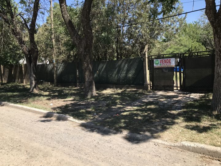 Terreno céntrico en Oliveros