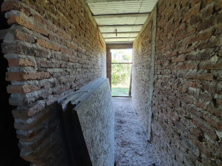 Sarmiento  Y Cochabamba, Casa En Obra (posesion)