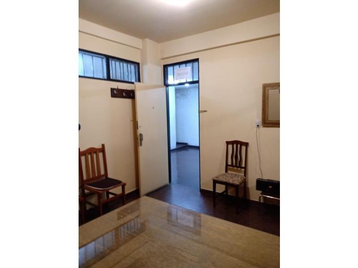Sarmiento 500  Piso 1 - Oficina