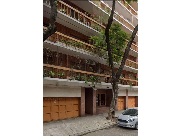 HERMOSO SEMIPISO    85 MTS 4 AMB  3 BAÑOS FRENTE  A UNA CUADRA AV.CABILDO