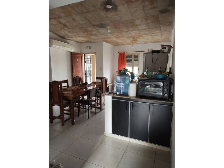 Venta casa 2 dorm B° Carrara de Horizonte recibo vehículo
