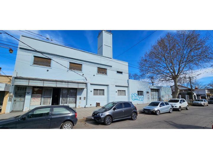 VENTA- PROPIEDAD IDEAL INVERSIONISTA -CENTRO DE FCIO. VARELA