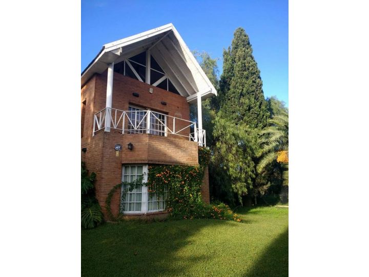 VENTA HERMOSA CASA QUINTA CRUCE DE FLORENCIO VARELA