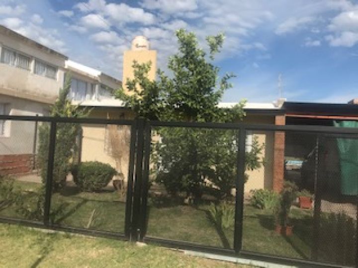ROLDAN  CASA EN VENTA