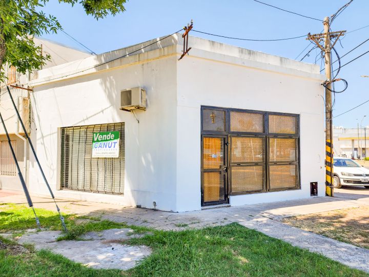 Local comercial - Av. San Martín esq. Rosario, San Lorenzo