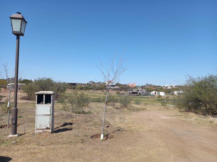 LOTE ESTANCIA EL TERRON - FONDO GOLF 1355 m2